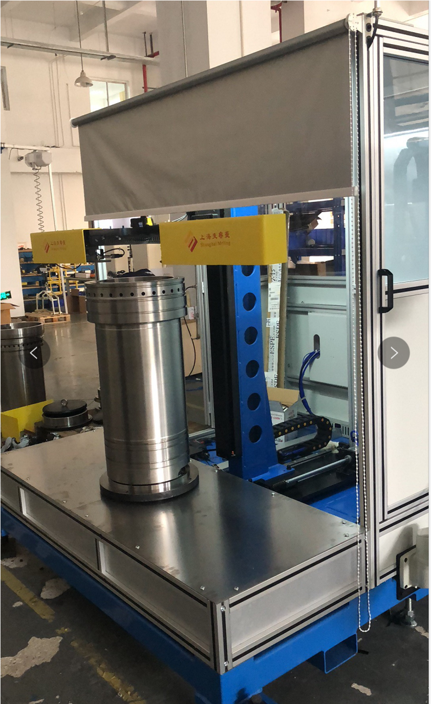 Flexible cylinder liner gauge measuring a large cylinder liner on the shop floor
