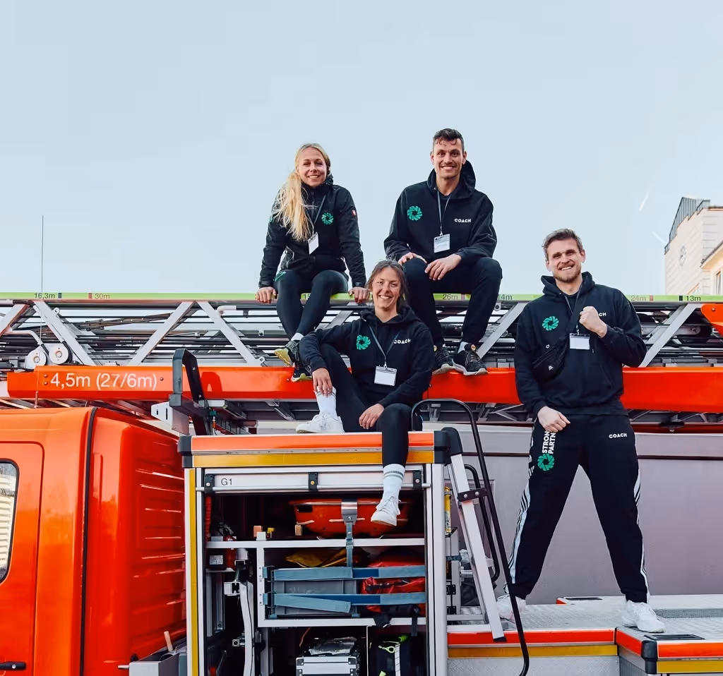 Praxisnahe Übungen im Einsatzkräfte-Workshop von Strong Partners für Feuerwehr und Rettungsdienst