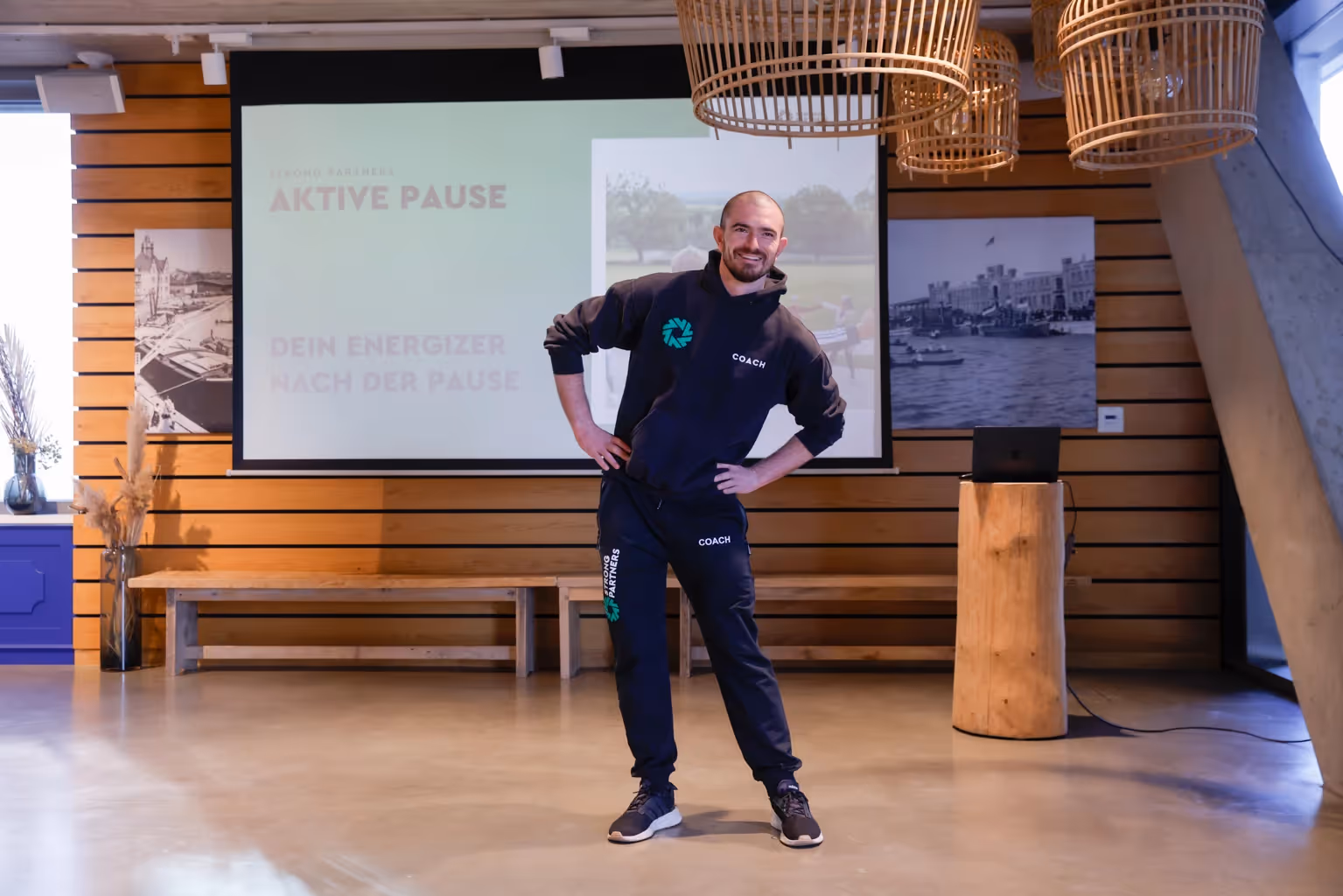 Strong Partners Coach bei einer aktiven Pause