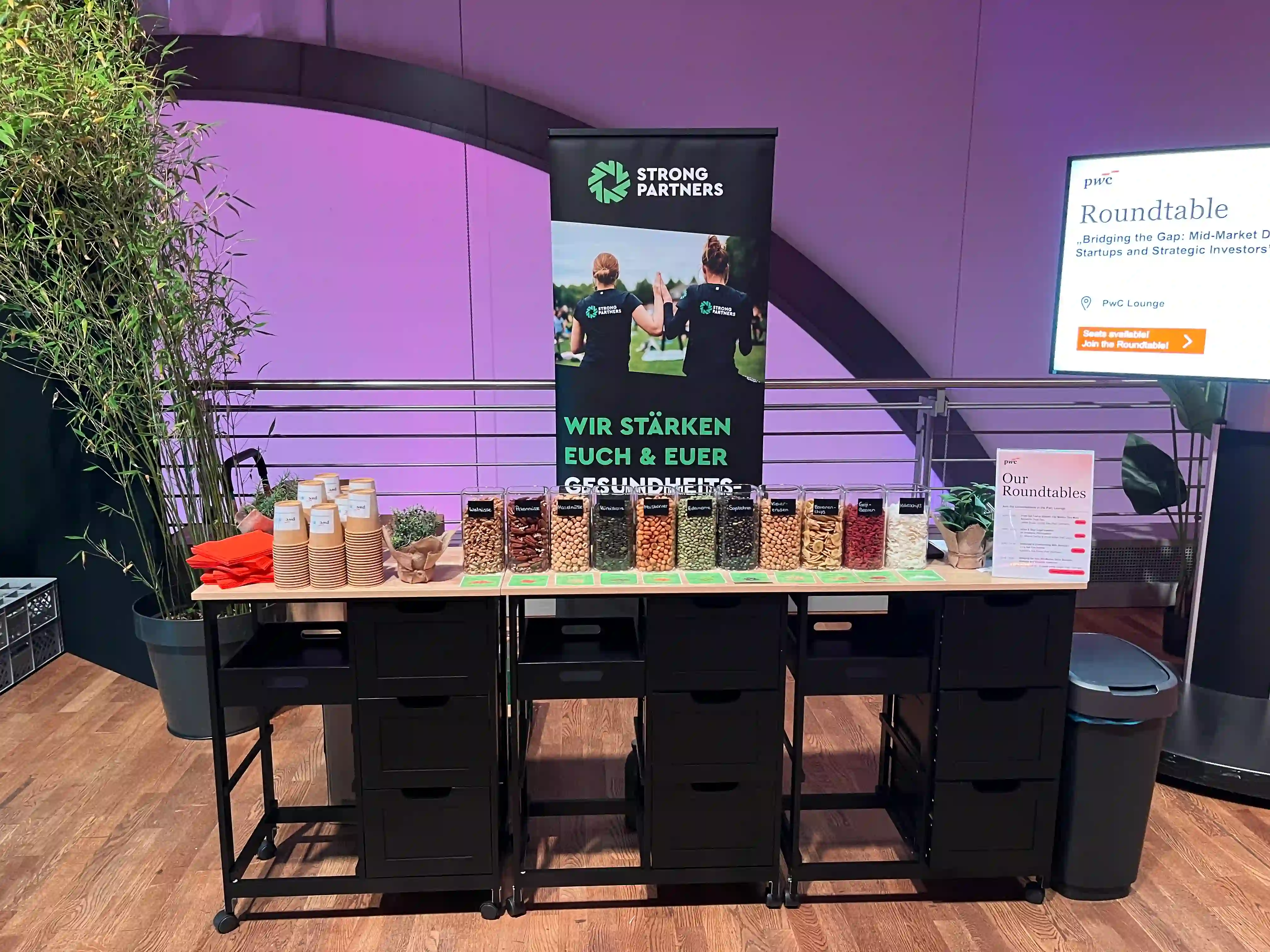 Strong Partners Brainfood-Theke beim Hinterland of Things 2026
