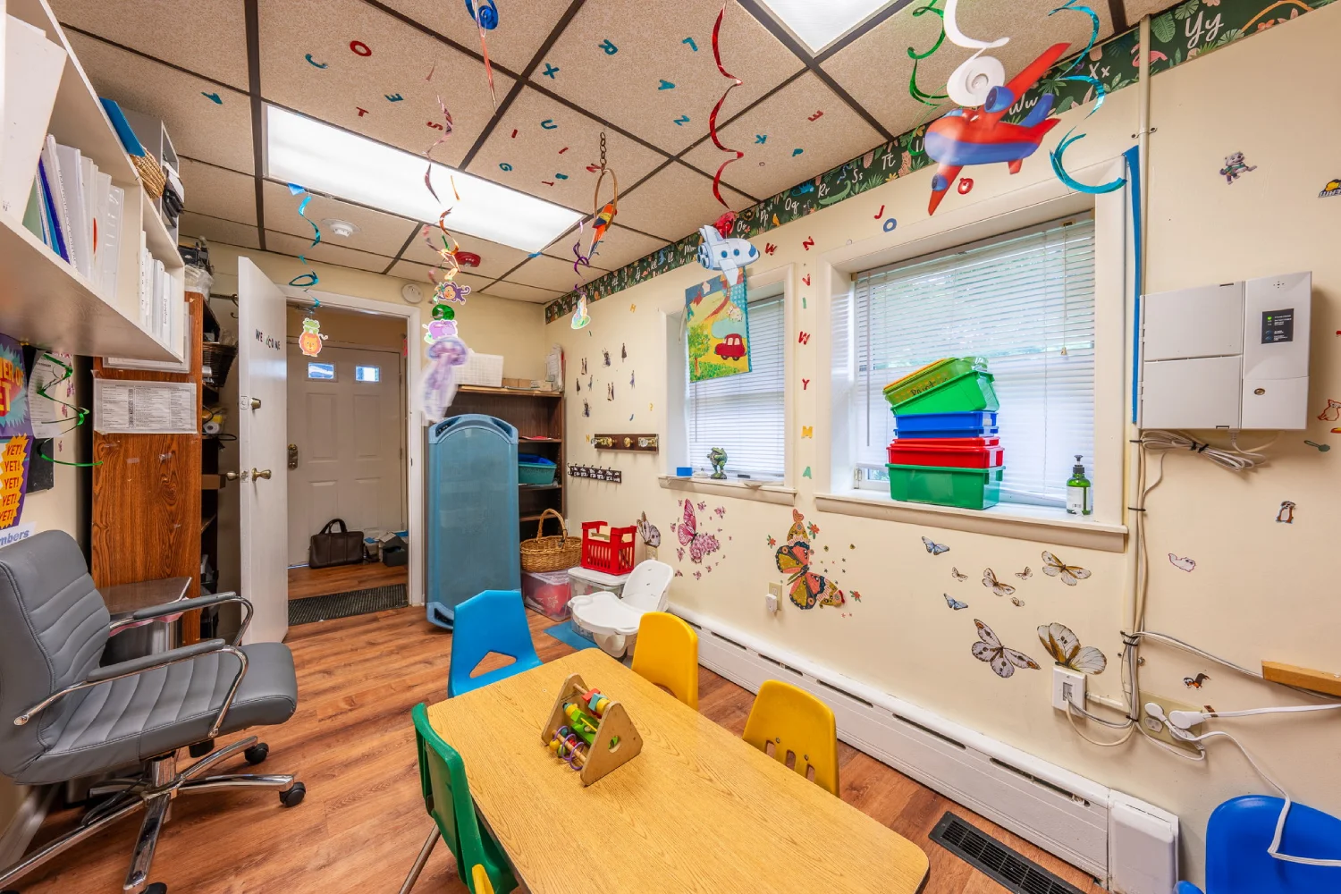 Read about the qualifications of teachers at Collingdale Academy.