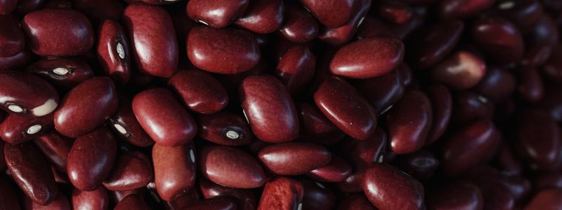 A close-up of red kidney beans, a food rich in soluble fiber