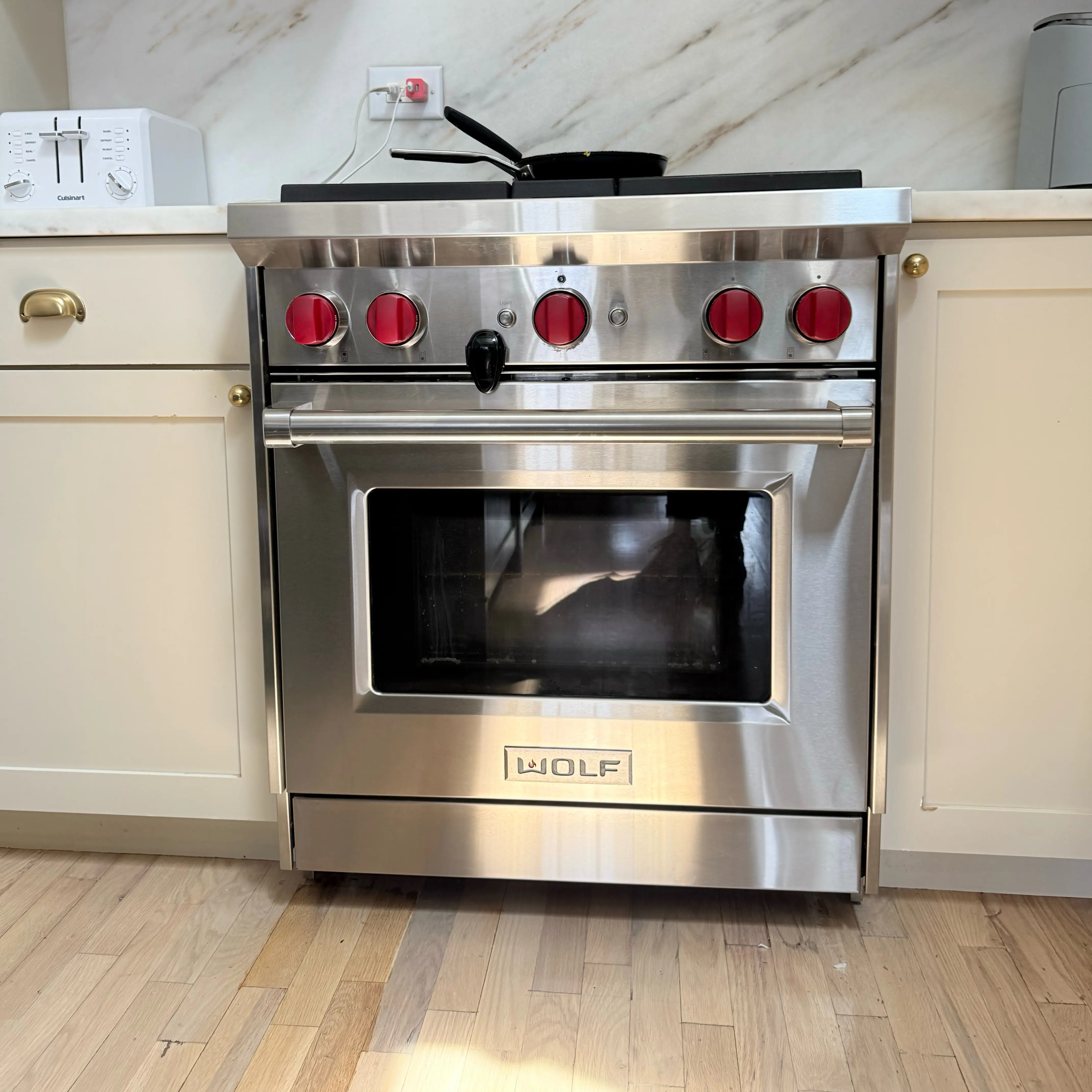 Wolf GR Gas Oven Cooks Unevenly