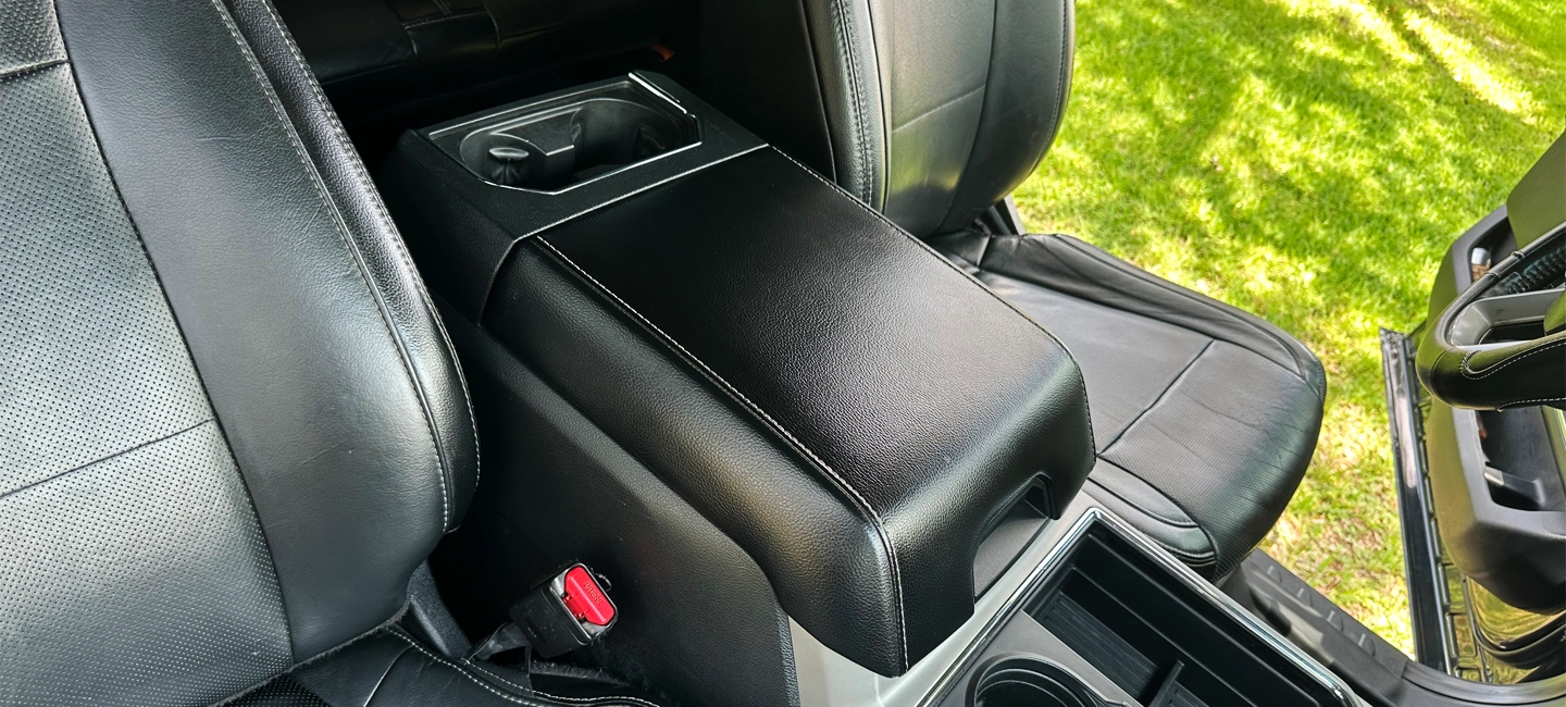 Mobile Car Detailing in Katy, TX - Steel Beach Mobile Detailing | Interior Detail