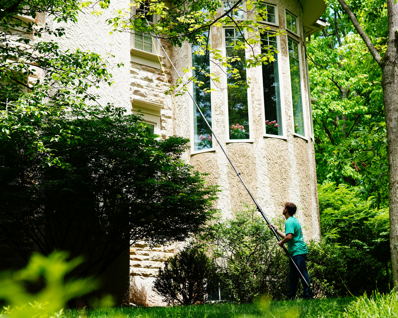 Window cleaning photographed for Grannas Exteriors