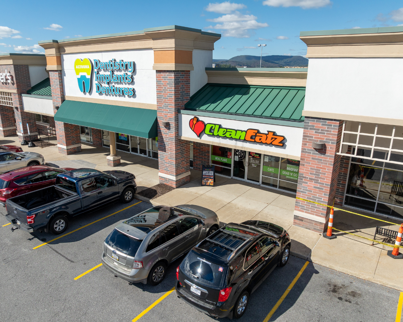 Aerial storefront photograph of Clean Eatz Altoona