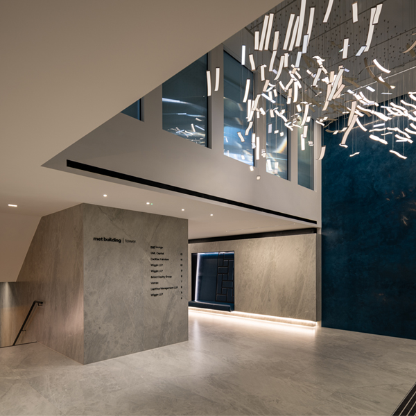 Website pricing page with two plans: Starter Plan at $499/month and Premium Plan at $699/month, showing features and a toggle for Monthly and Yearly billing.