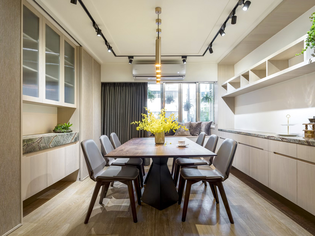 01 The Zenith Residence | Modern Minimalist Interior cover image — Taisi Interior Design 太熙室內設計