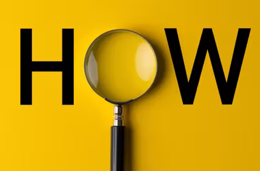 How it works” section in a store locator interface explaining the process to add and configure custom fields