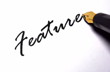 Illustration of a pen highlighting the word ‘Features’, symbolizing top store locator functions.