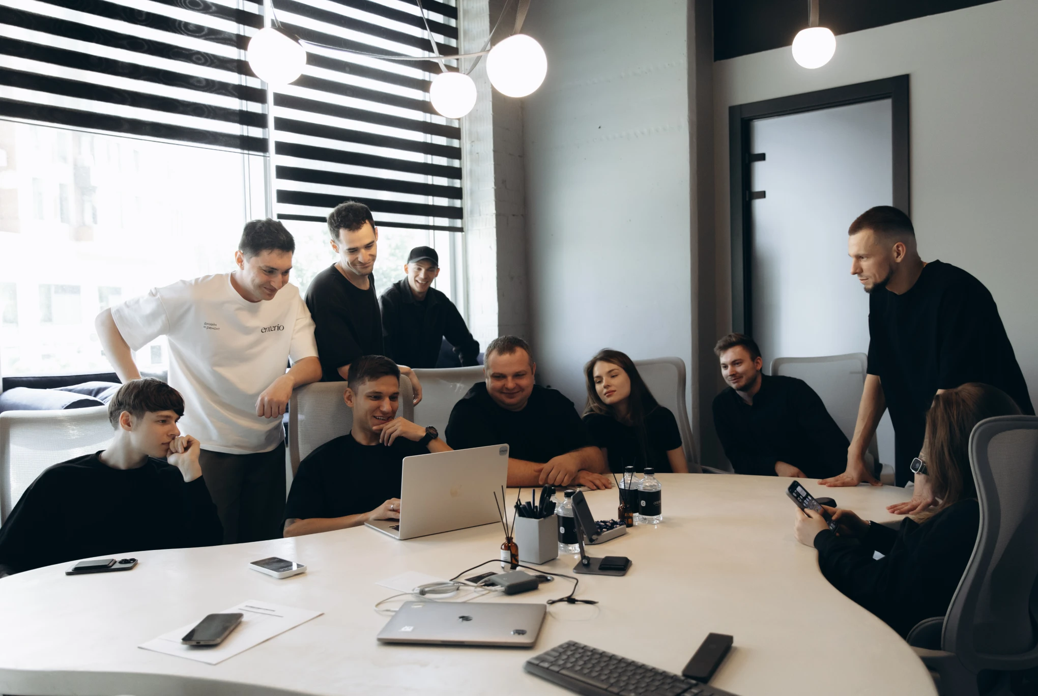 Групповое фото команды Enterio