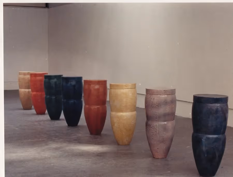 Ceramische Vazen Stadhuis Almere