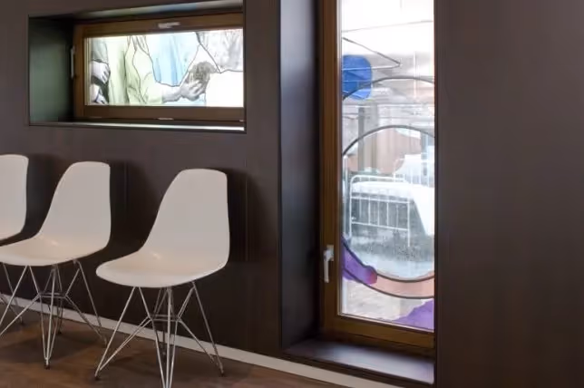Interior glass and spatial design work for the waiting rooms of St. Jozef church in Arnhem.