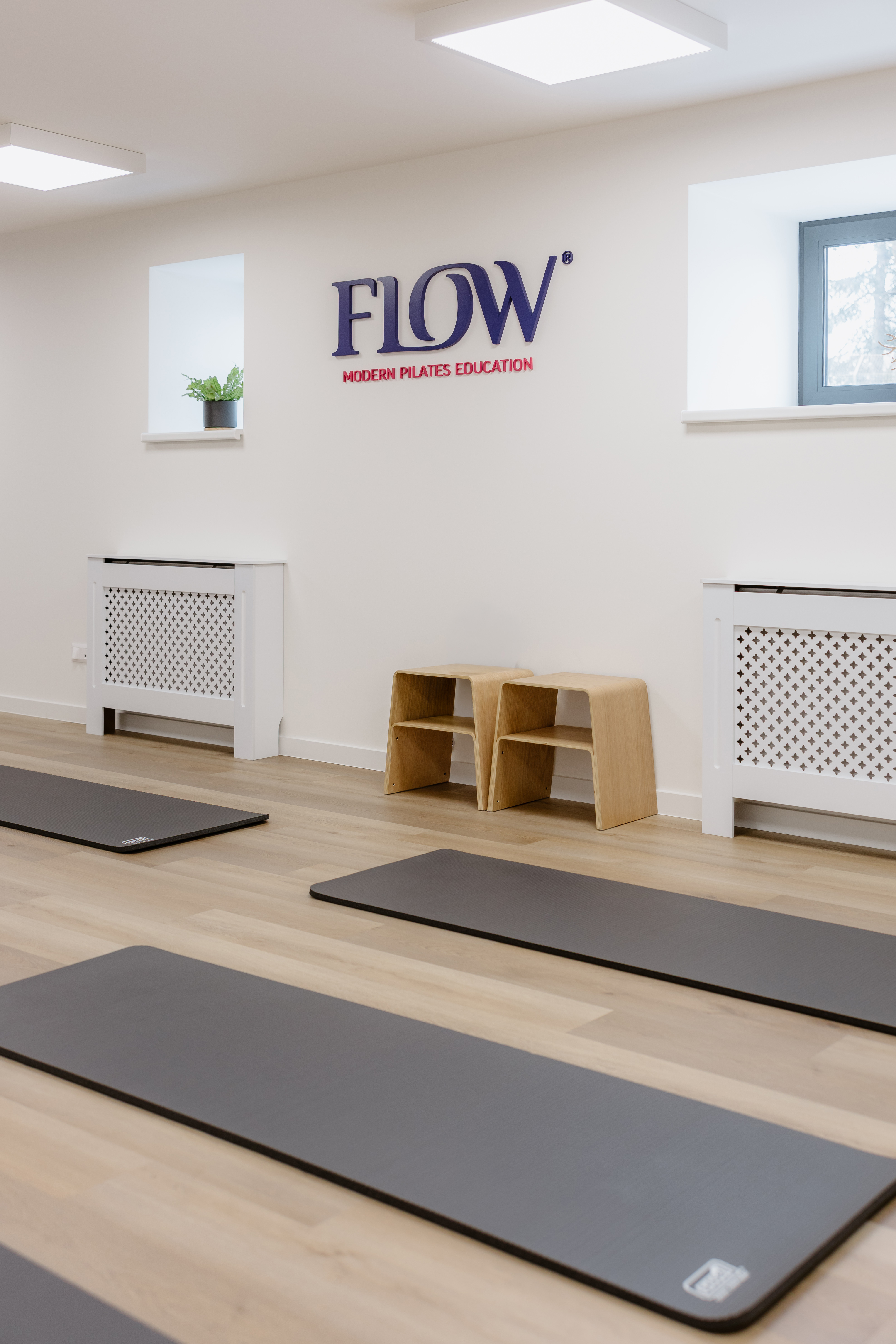 MAT Pilates inštruktorské kurzy vo FLOW Pilates.
