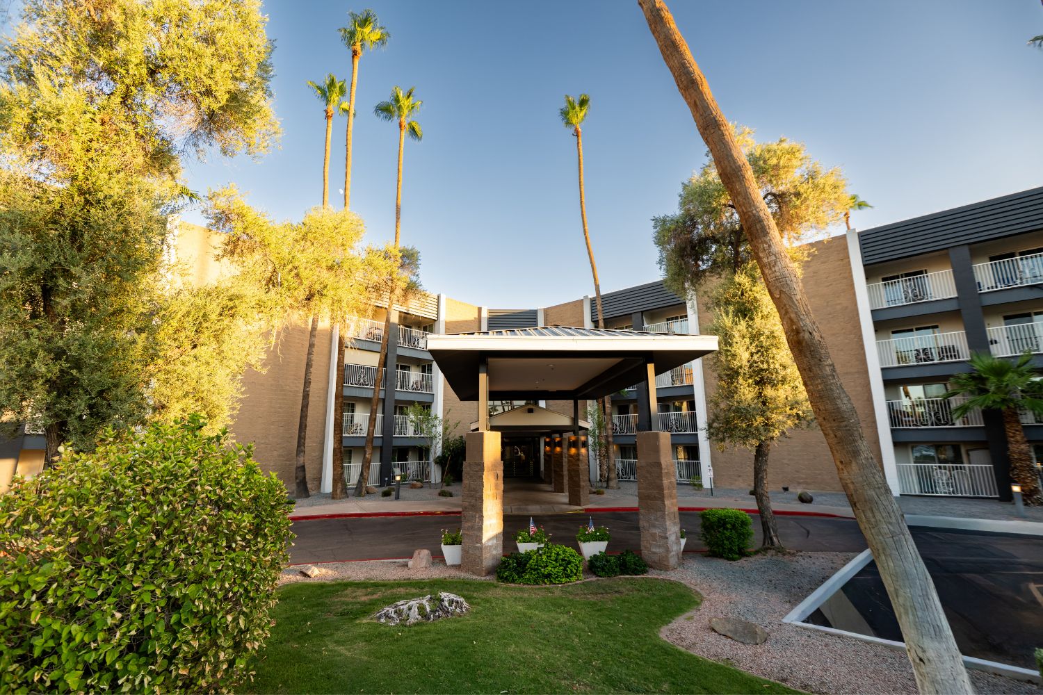 The entrance to Bella Vista Senior Living in Mesa, AZ