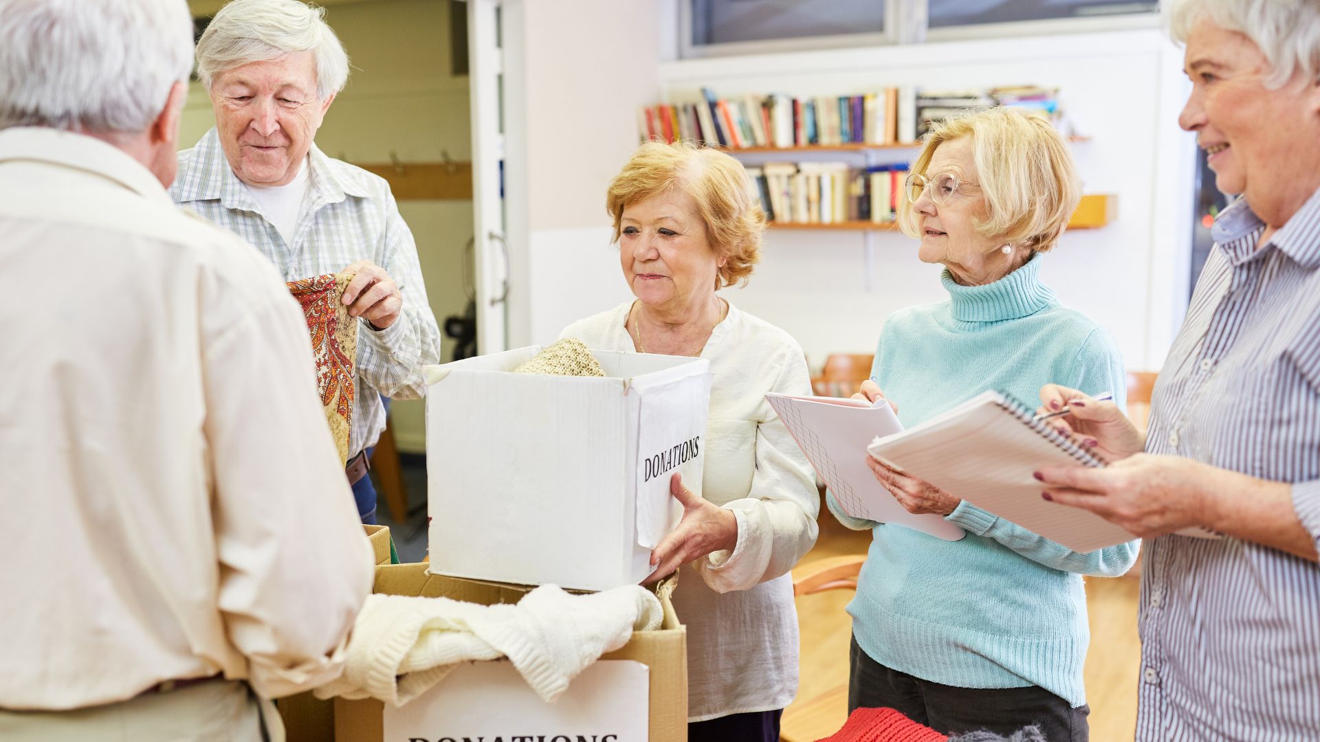 Seniors in Mesa, Arizona volunteer together to serve their community. 