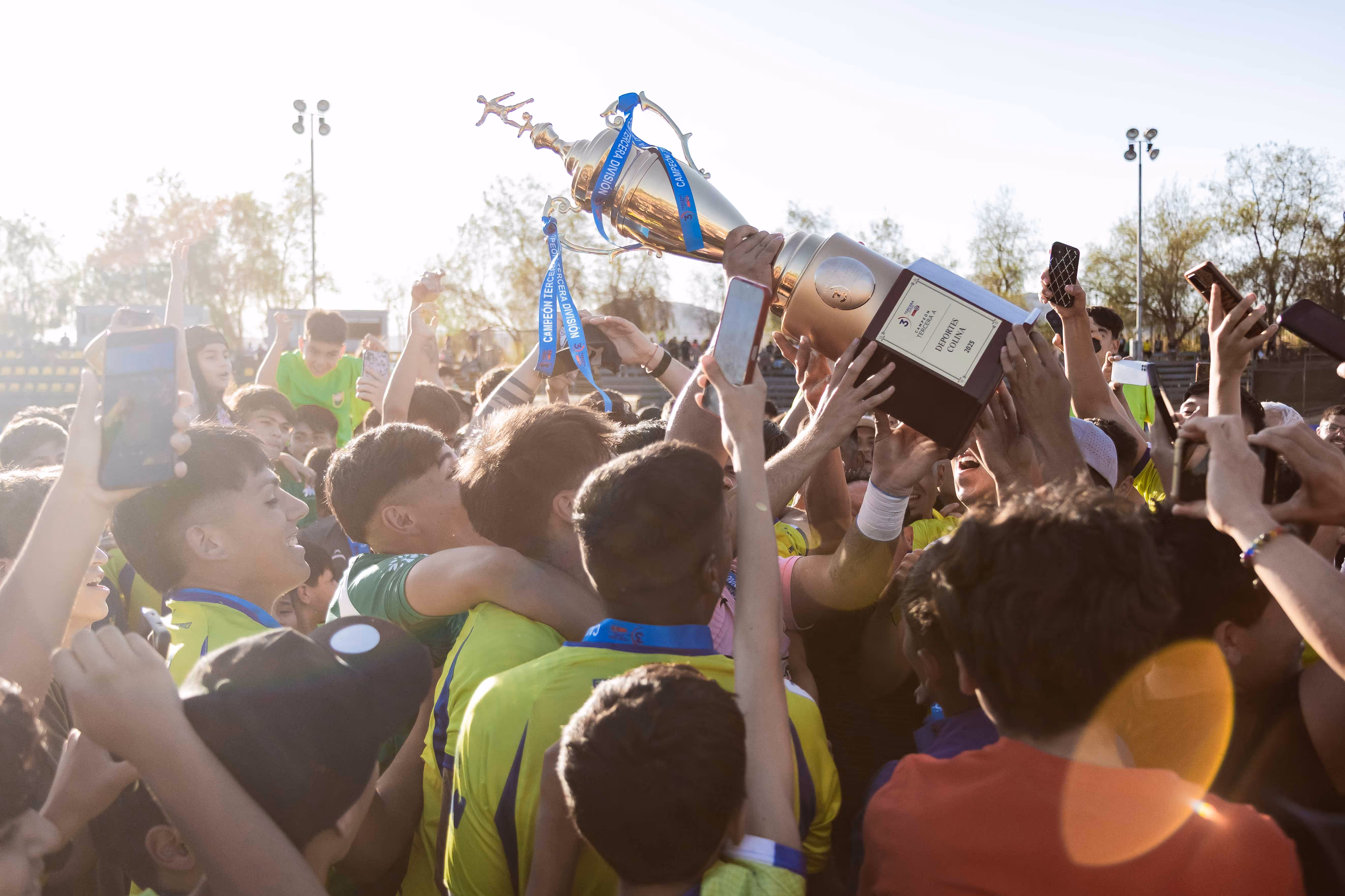 Atlético Colina celebrando un título de campeón