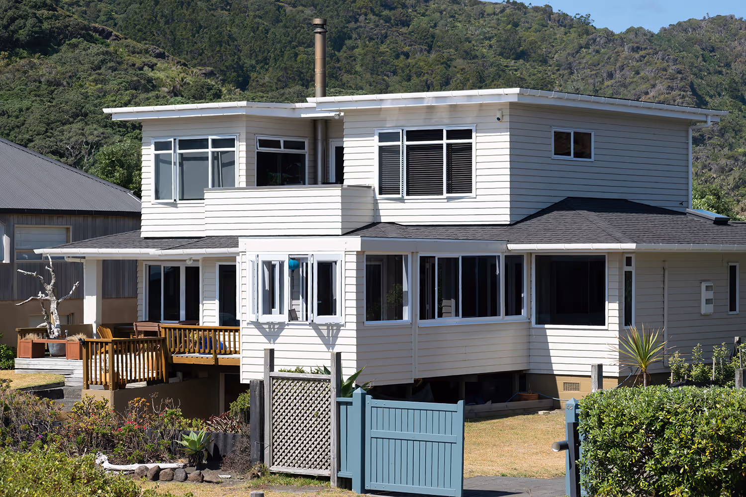 Site assessment and deck design consultation by Rippey Construction Auckland