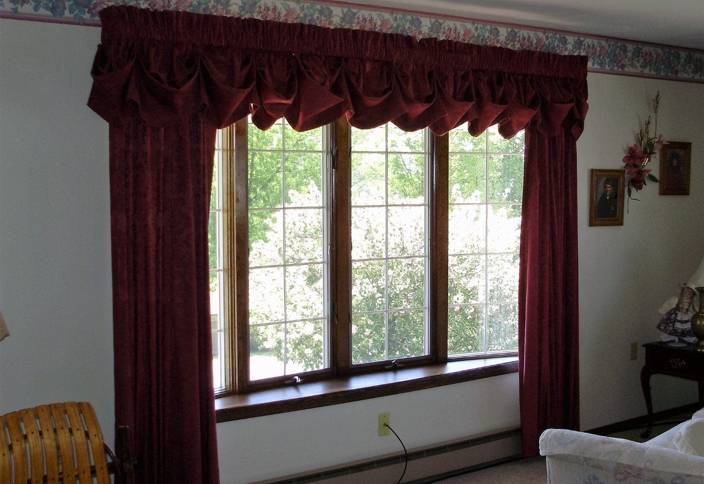 Replacement of a bow window in Johnstown, PA.