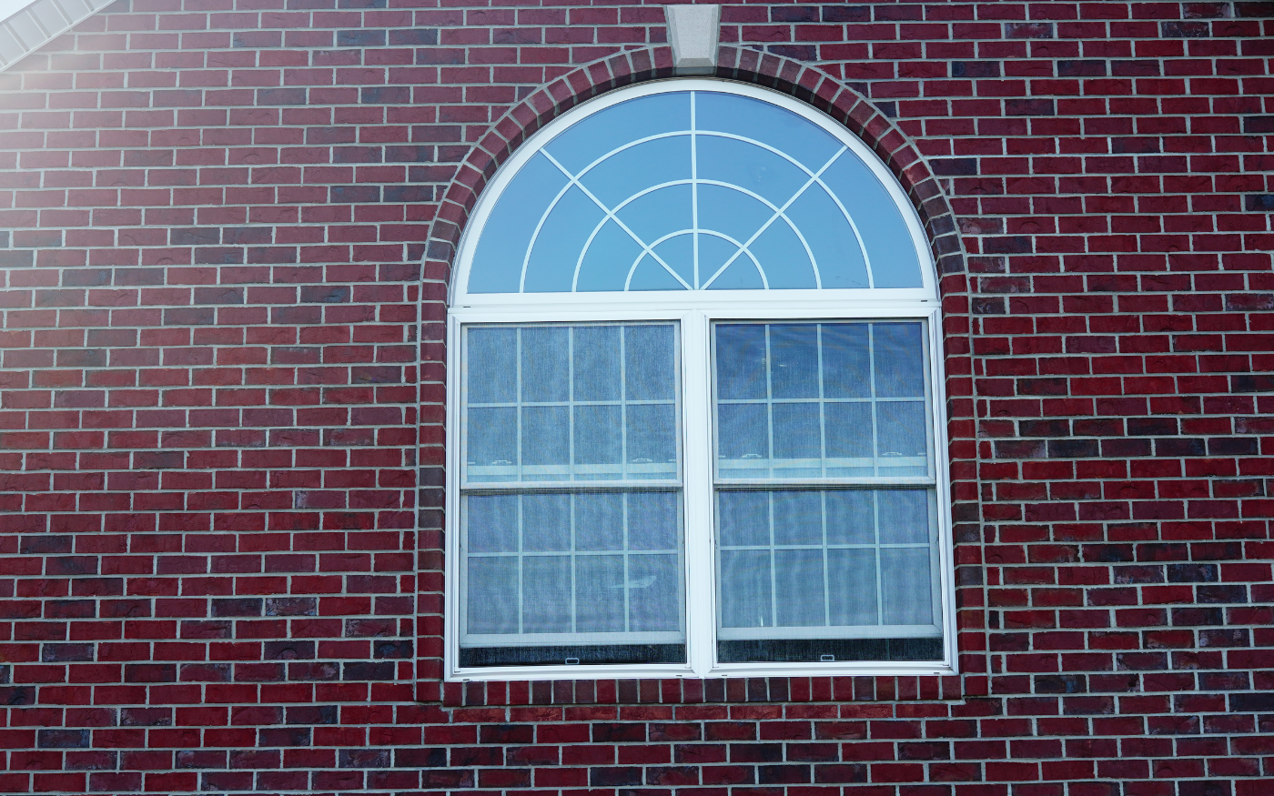 Double-hung windows before replacement in Altoona, Pennsylvania