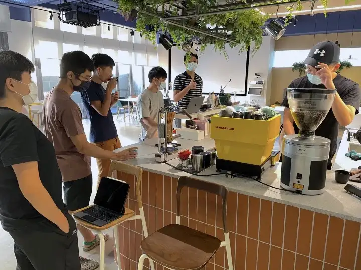 Day in the Life of a Hybrid Data & Backend Engineer at GoodNotes