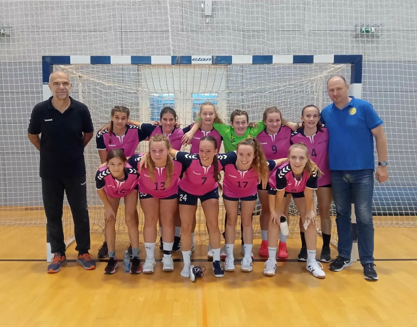 Cheering for the “Arena” Women's Handball Club