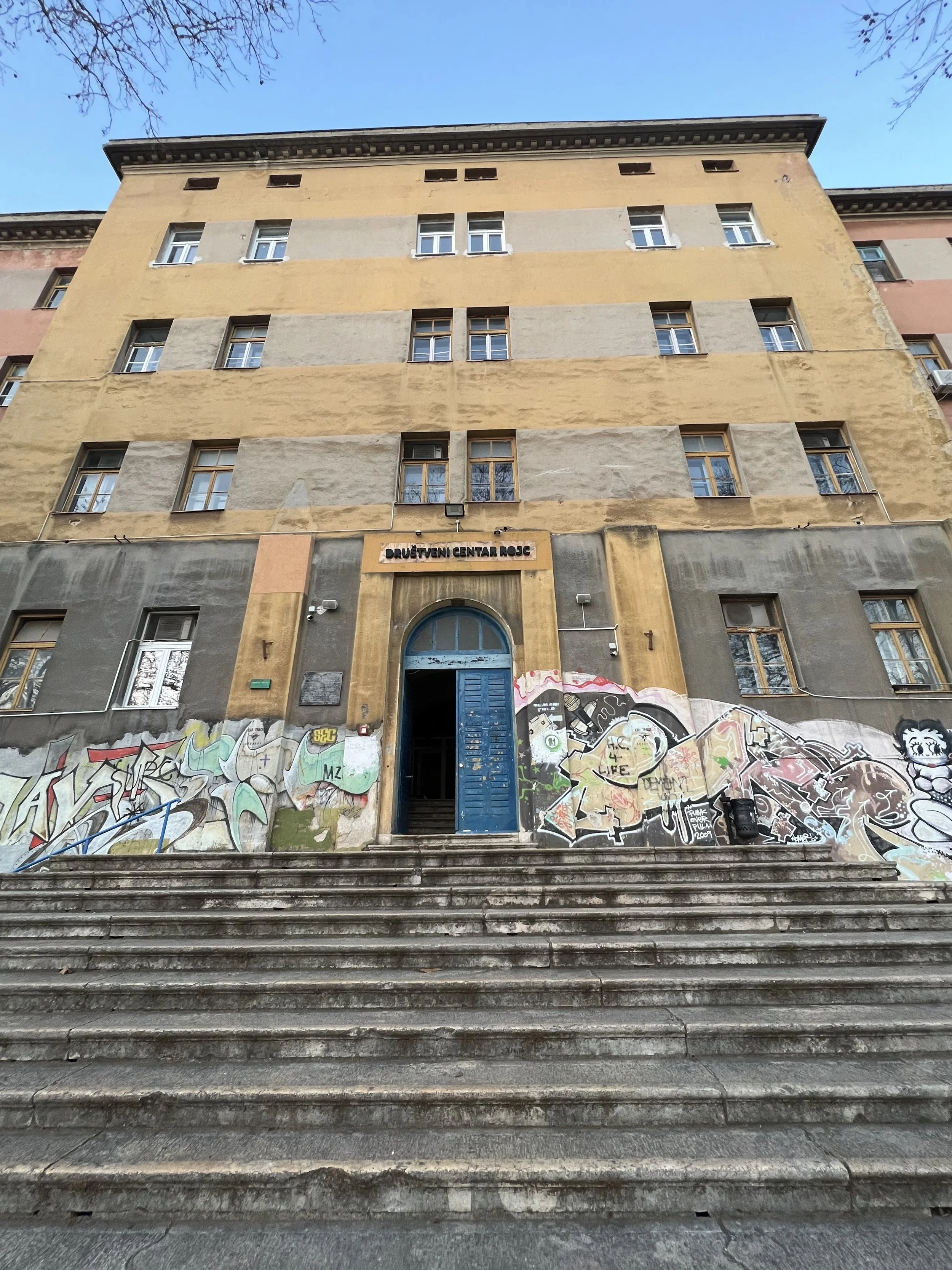 Living the city we work in: Community Center Rojc