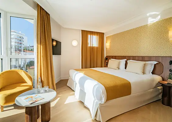 Chambre supérieure Hôtel Lepoussin Cannes