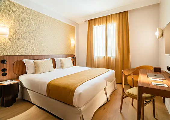 Chambre Familiale Supérieure Hôtel Lepoussin Cannes
