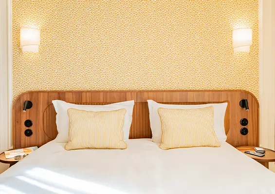 Chambre communicante Lepoussin Hôtel à Cannes.