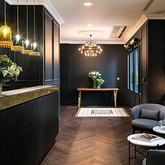 Lobby de l'hôtel Square Louvois Paris