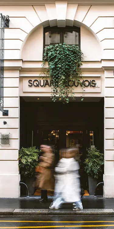 façade de l'hôtel square louvois paris