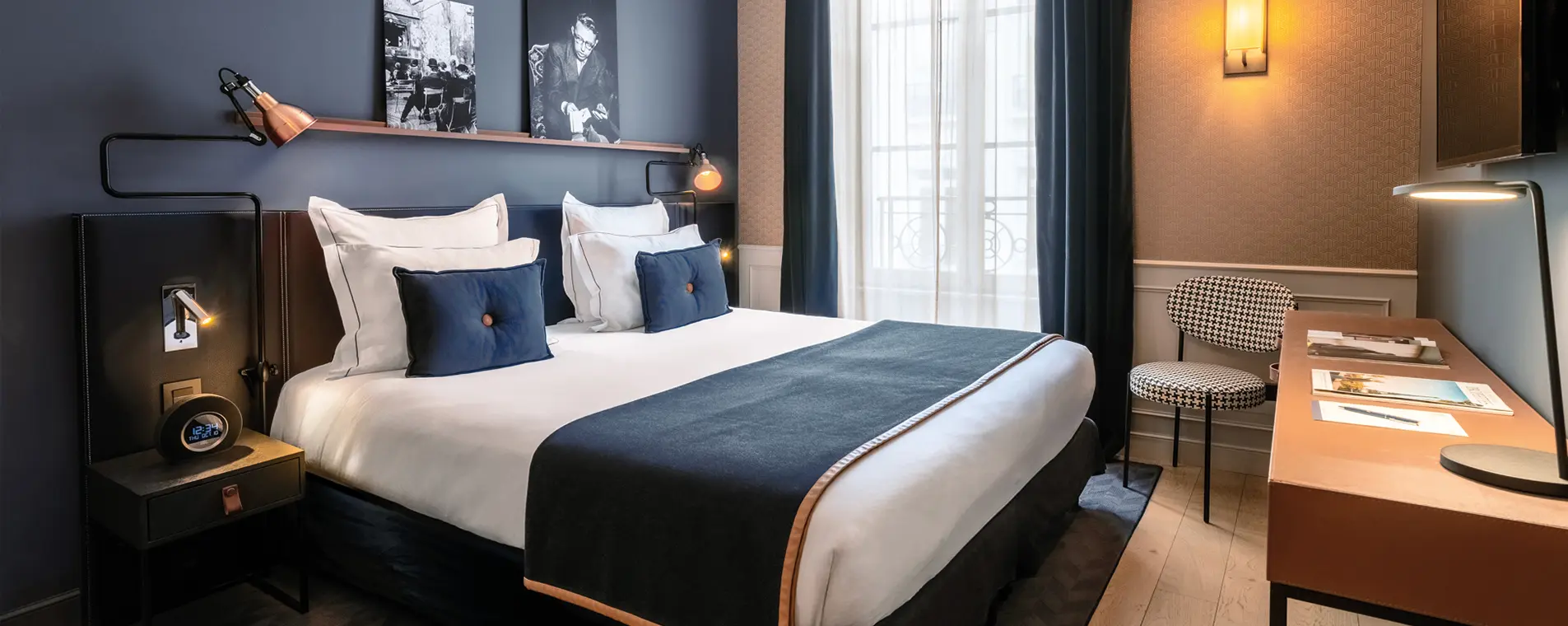 vue d'une chambre de l'hôtel Square Louvois à Paris