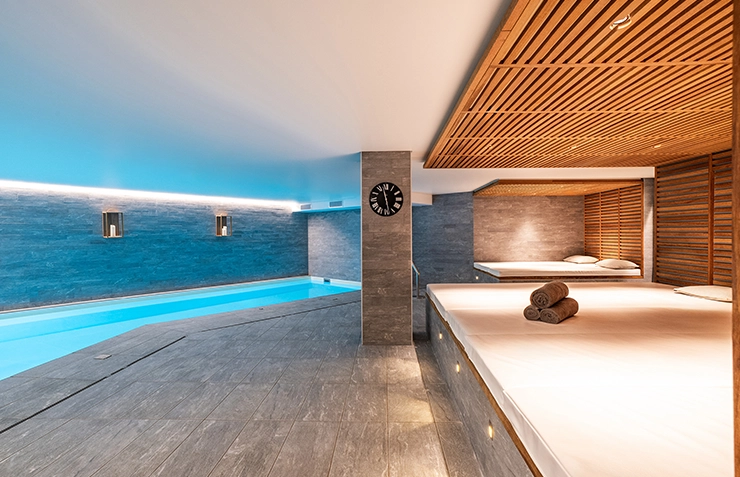 piscine hôtel st-alban à la clusaz