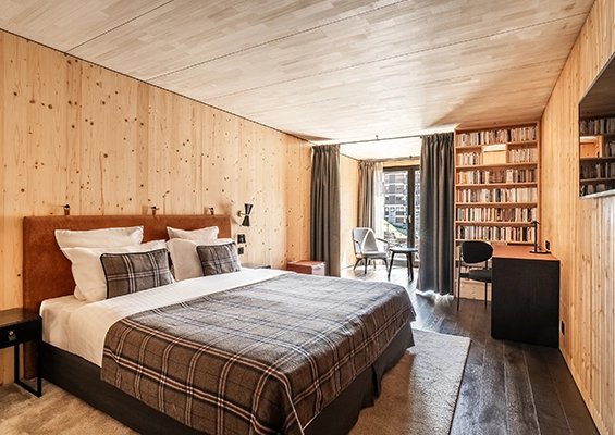 St-Alban Family Room double bed area