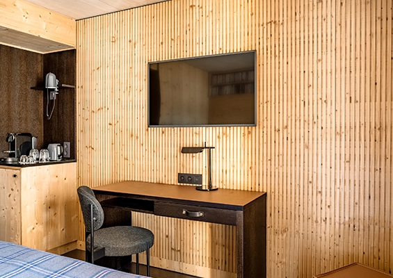 St-Alban Classic Room in La Clusaz office