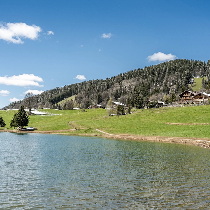 Lac des Confins in La Clusaz