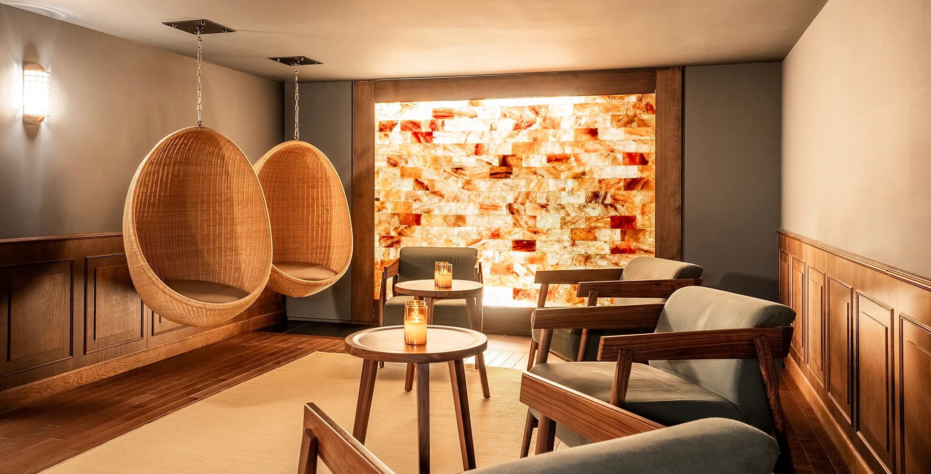 Entrance to the St-Alban NUXE spa