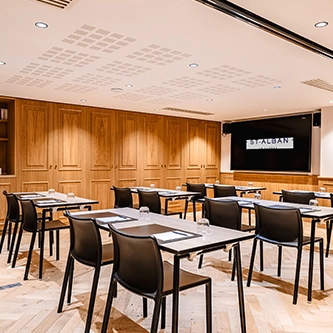 Salle séminaire en classe