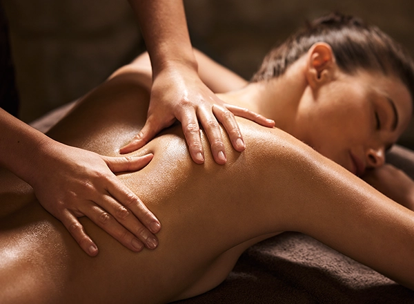 Massage au spa nuxe du St-Alban