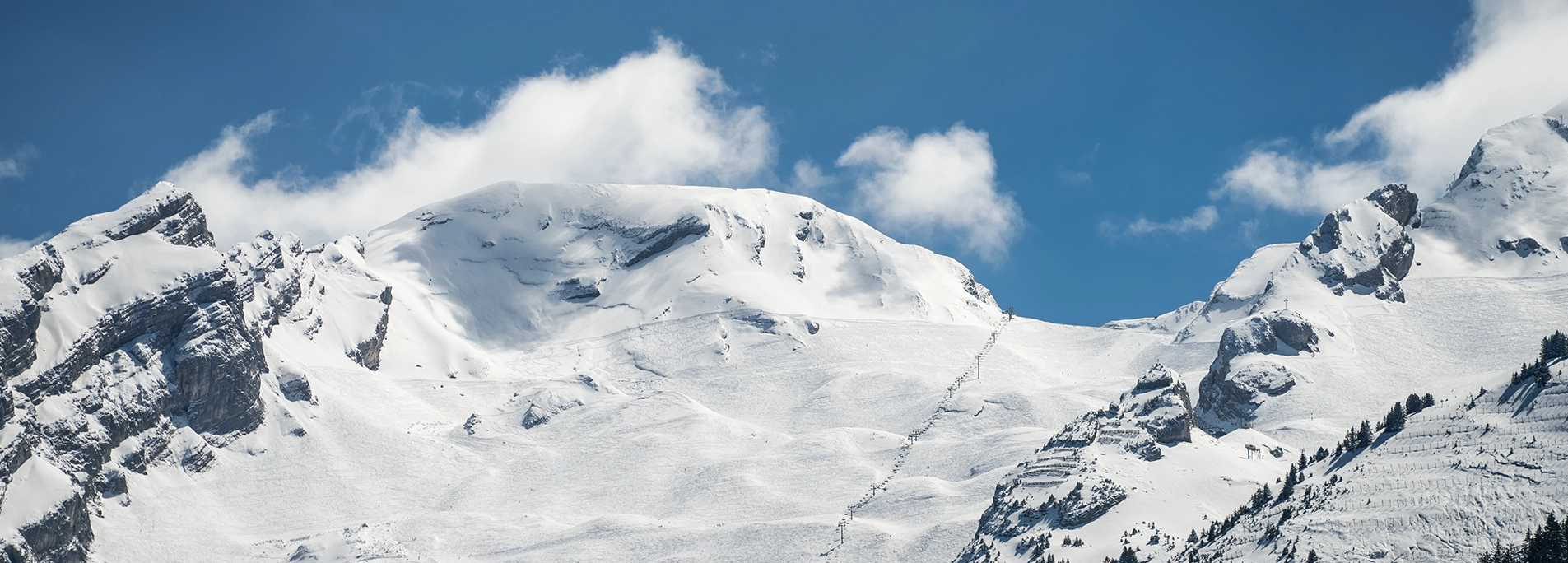 Facade of the Hotel St-Alban in La Clusaz