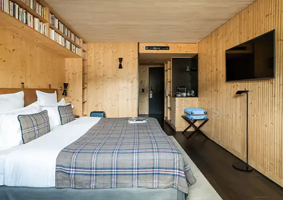 St-Alban Single Room in La Clusaz office