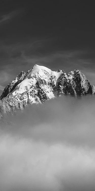 Bad weather mountain heliopic Chamonix Mont-Blanc 3