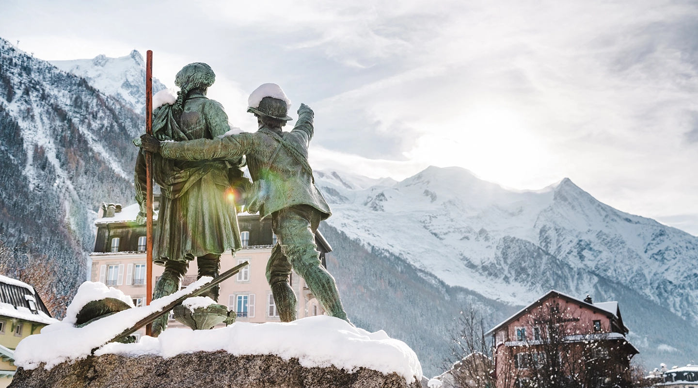 Les Aiguilles depuis le centre de Chamonix