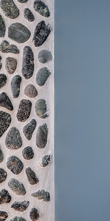 Mur en pierre Araucaria Hôtel & Spa