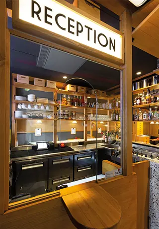 Réception de l'hôtel Oh la la à Paris