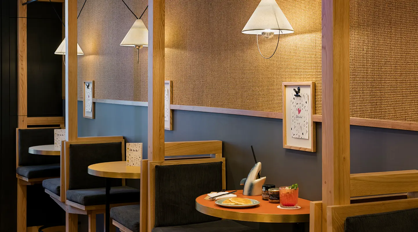 Bar du Oh la la avec des cocktails