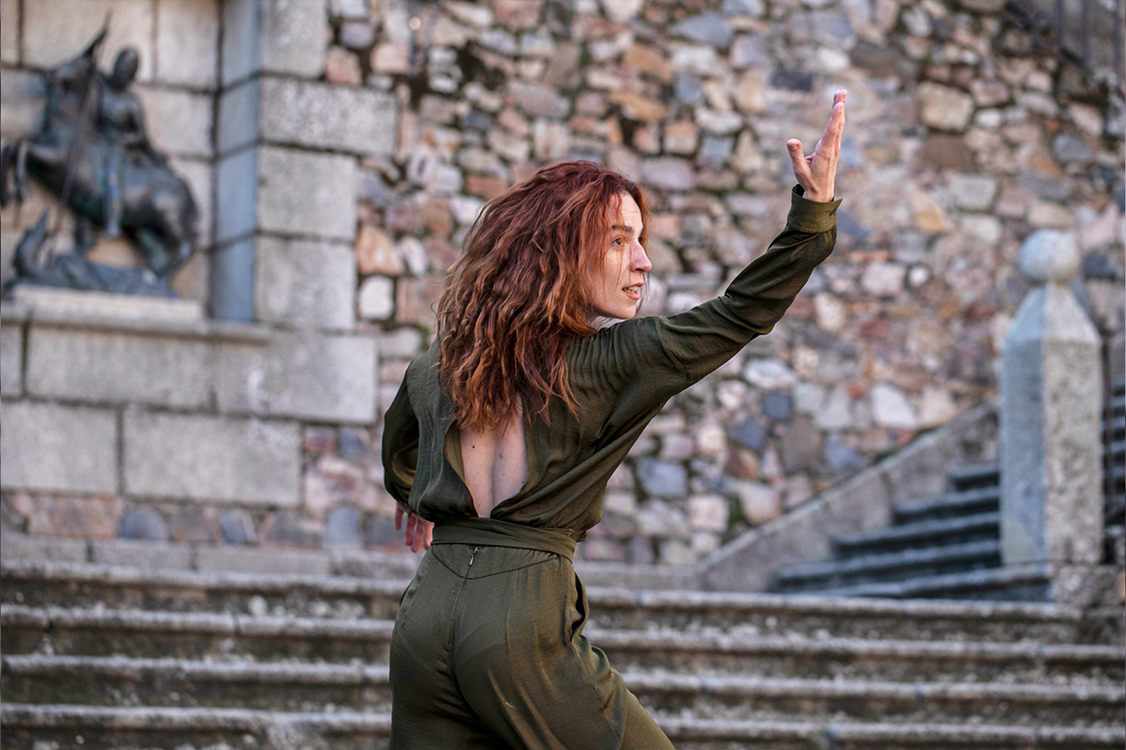Pieza de danza contemporánea Transflorar, fotografía de proyecto en espacio público