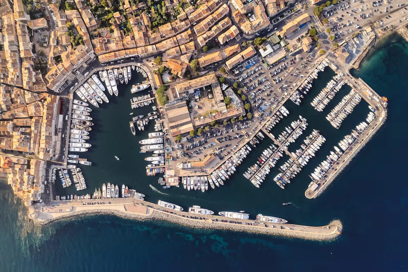 Набережные порта Saint-Tropez