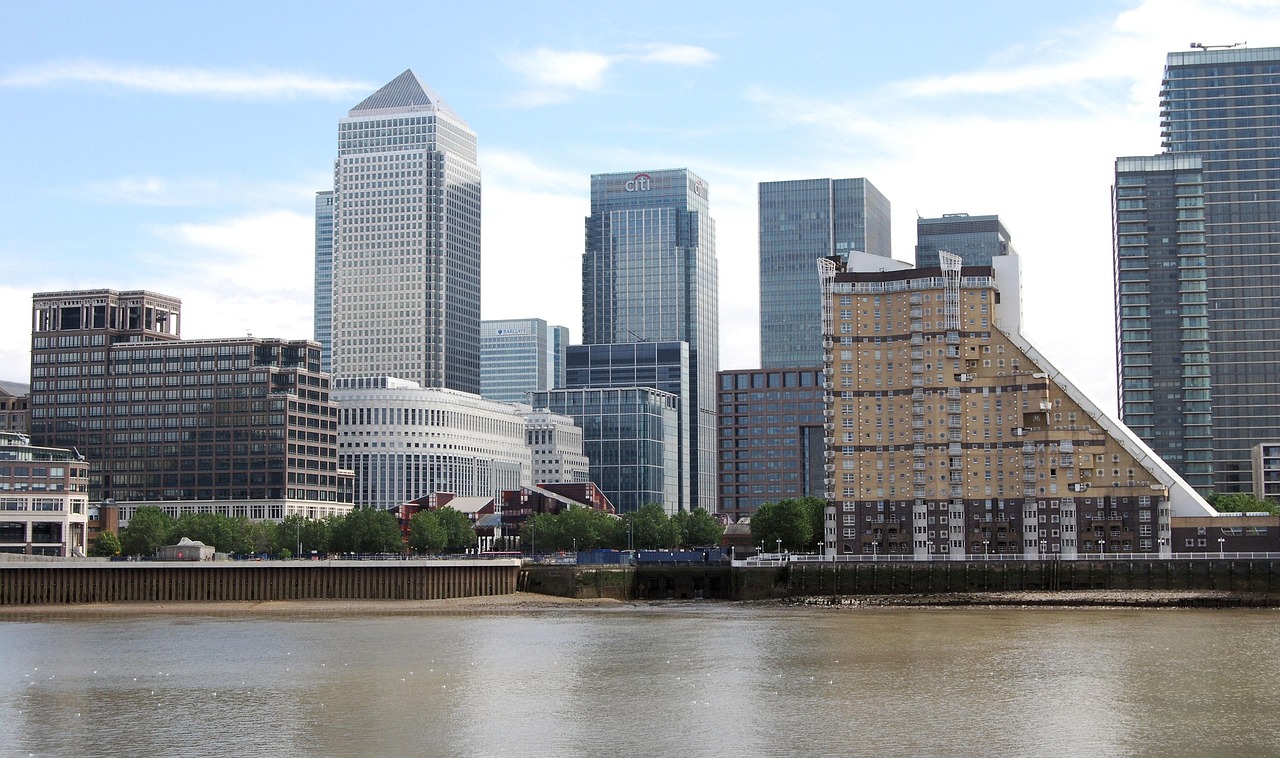 Chancellor encourages investment in emerging markets